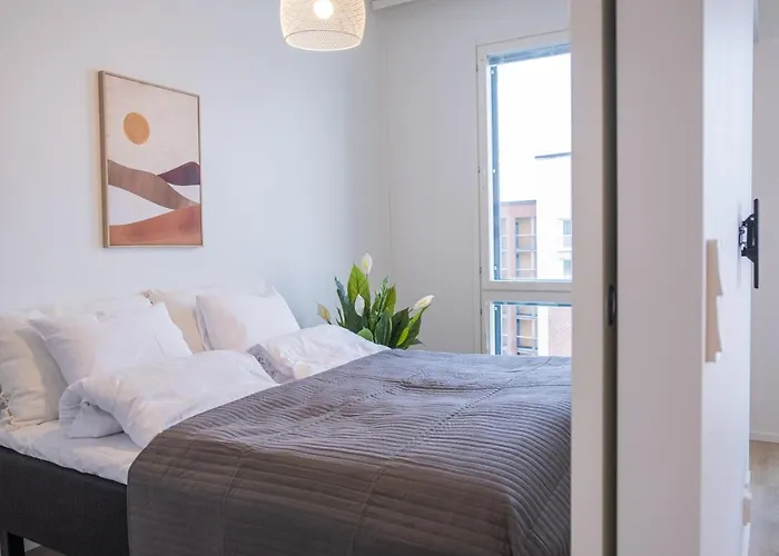 Snowflake Suites I